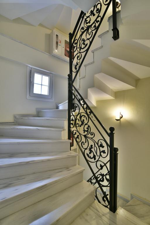 Life Otel 4*
