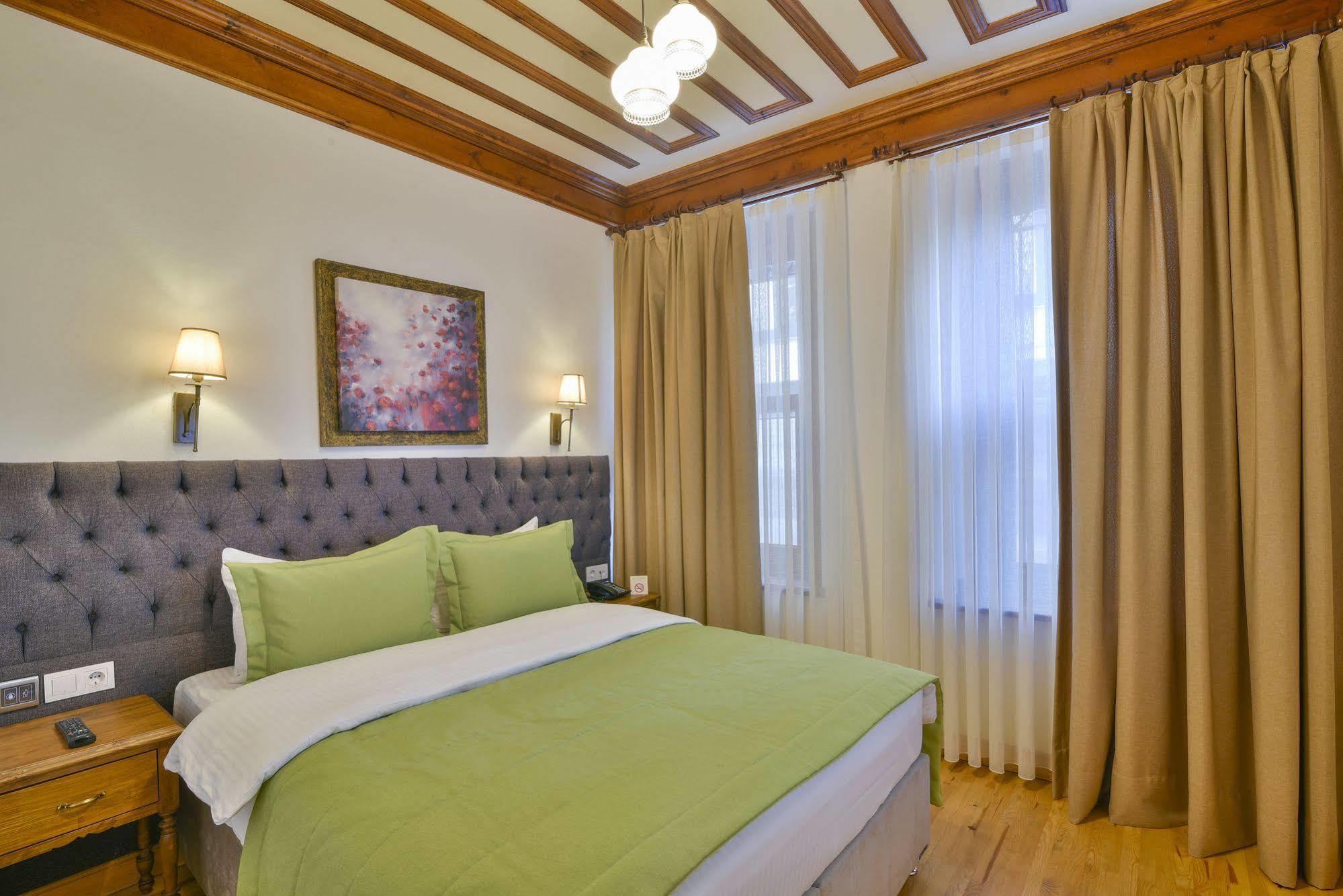 Life Otel 4*